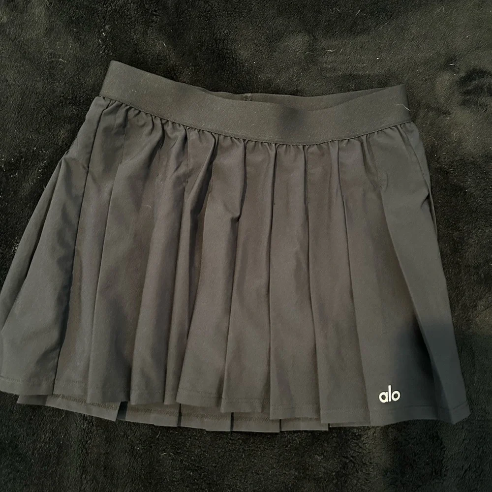 ALO Yoga Black Pleated Mini Skort Size XS - Picture 1 of 3